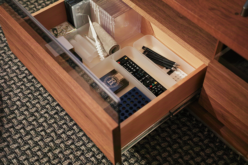 テレビ台2