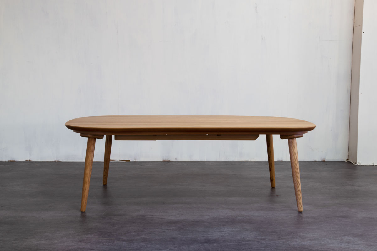 Nichibi Woodworks | Rasmo Kurumi 105×70×39.5(cm)