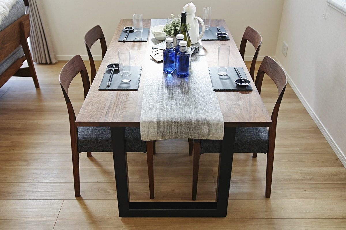 WILDWOOD DINING TABLE W 100cm × D 84.5cm
