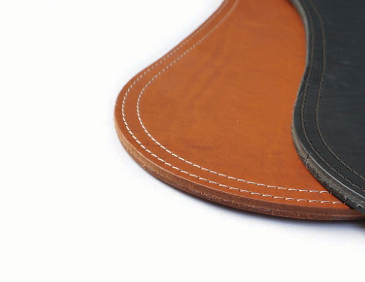CUERO | BKF CHAIR キャンバス:ホワイト