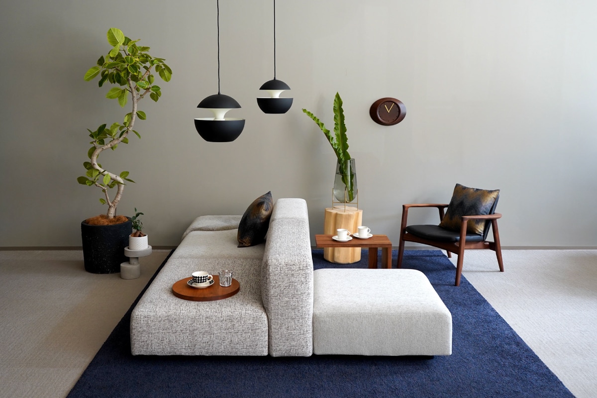 ROBINSON LOUNGE CHAIR