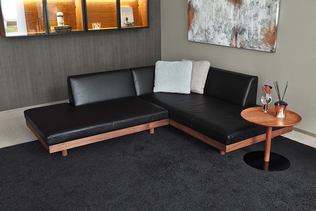 YU UT6 COFFEE TABLE