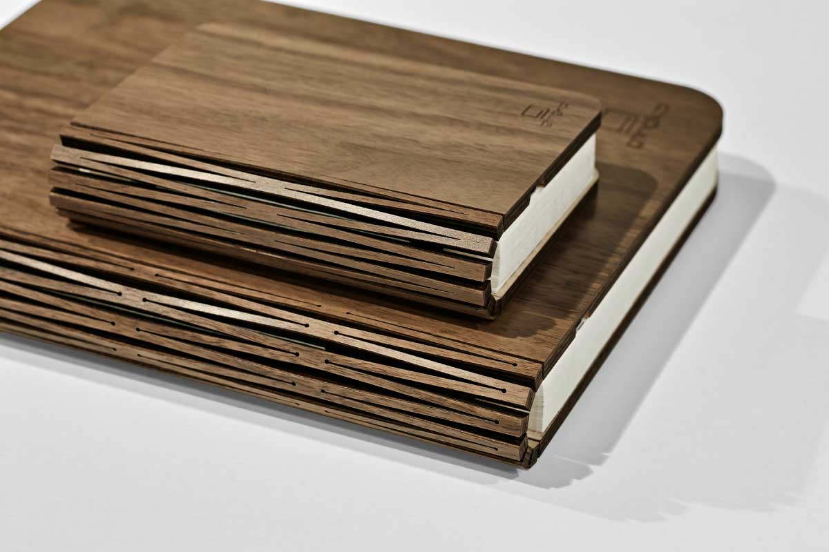 gingko design | Smart Book Light Mini (Natural Wood) Mini