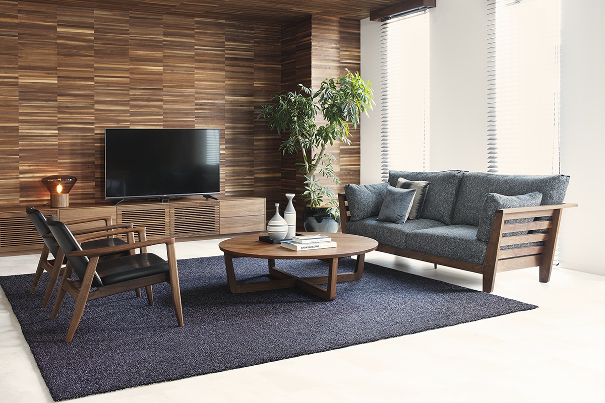 ROBINSON LOUNGE CHAIR