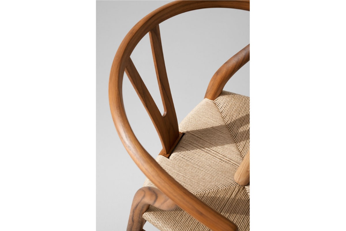 CARL HANSEN & SON | CH24 WISHBONE CHAIR ウォールナット/ナチュラルペーパーコード