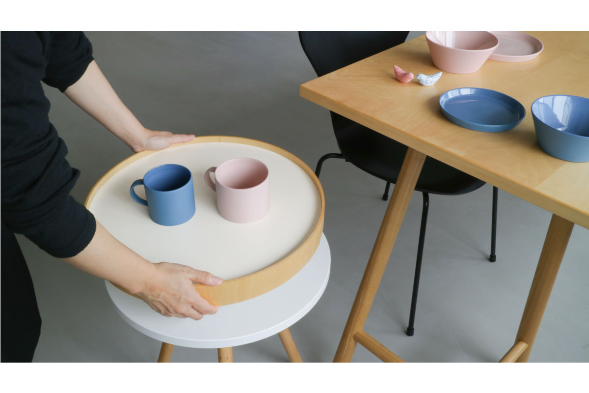 MOHEIM | BY TRAY TABLE white