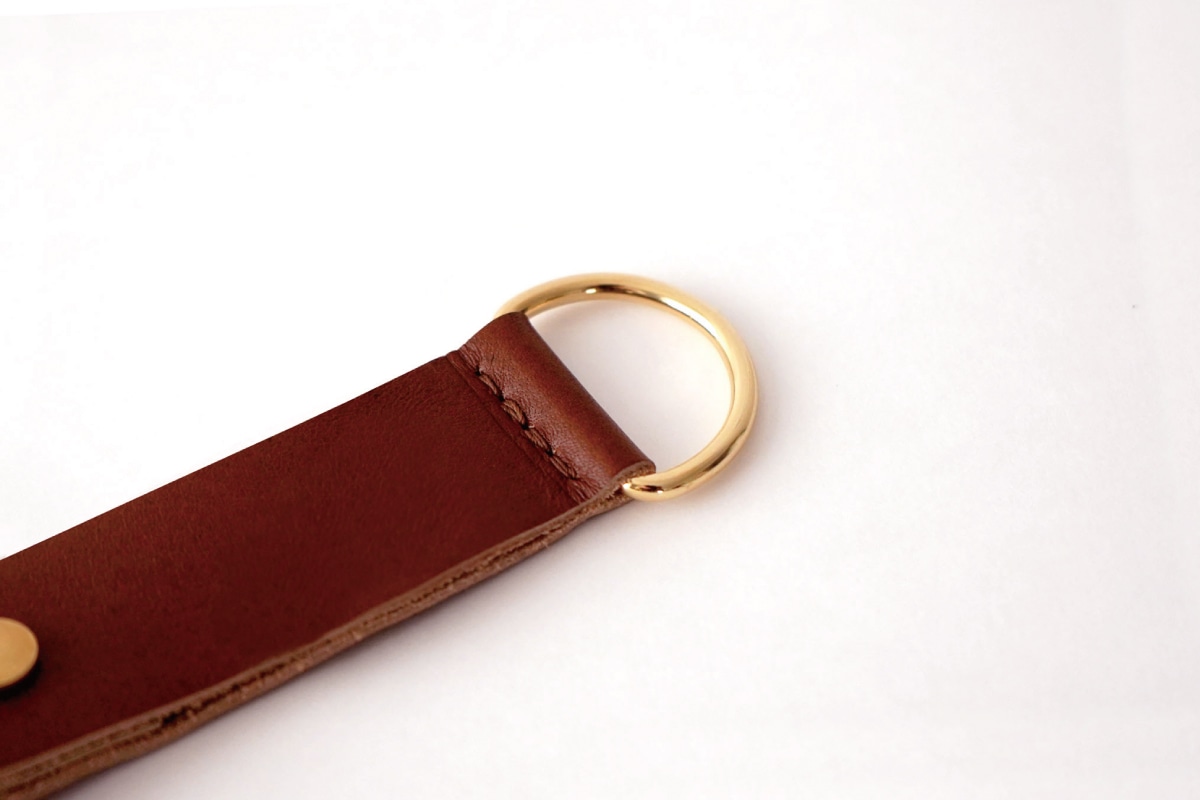 CURTAIN HOLDER カット