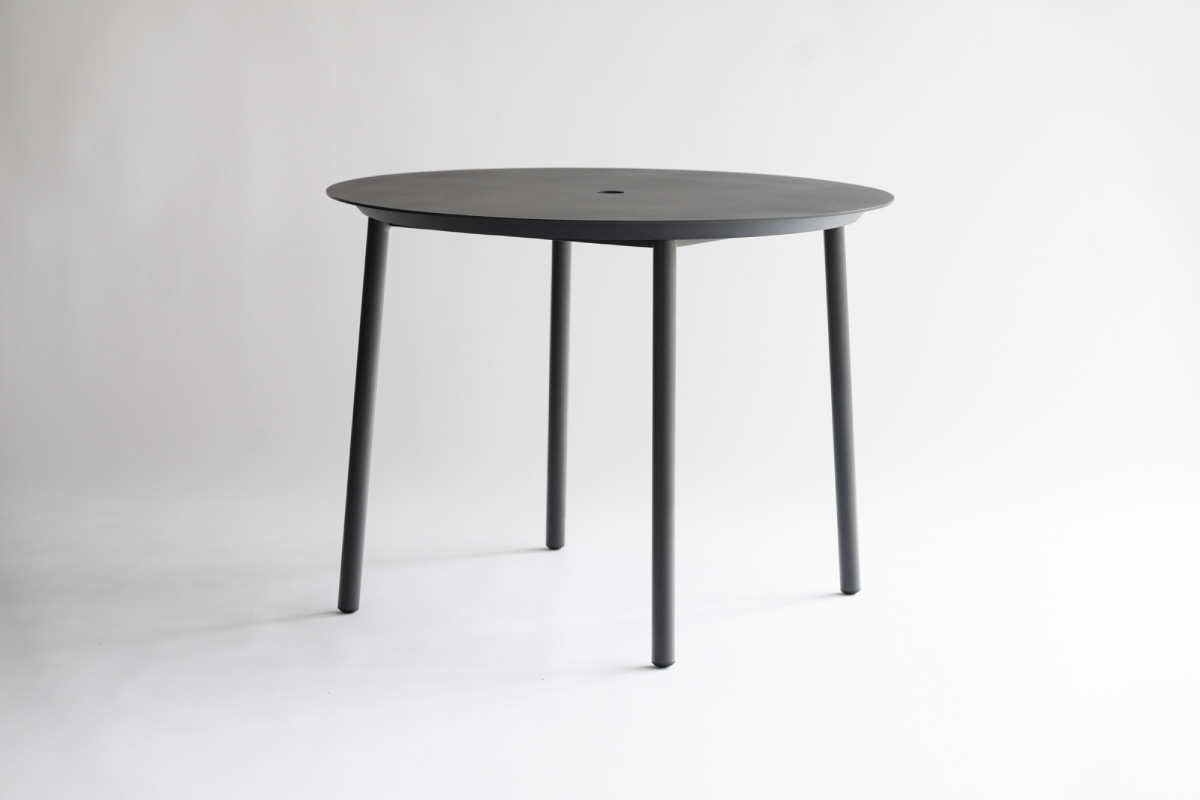 IKASAS | KAIS ROUND DINING TABLE